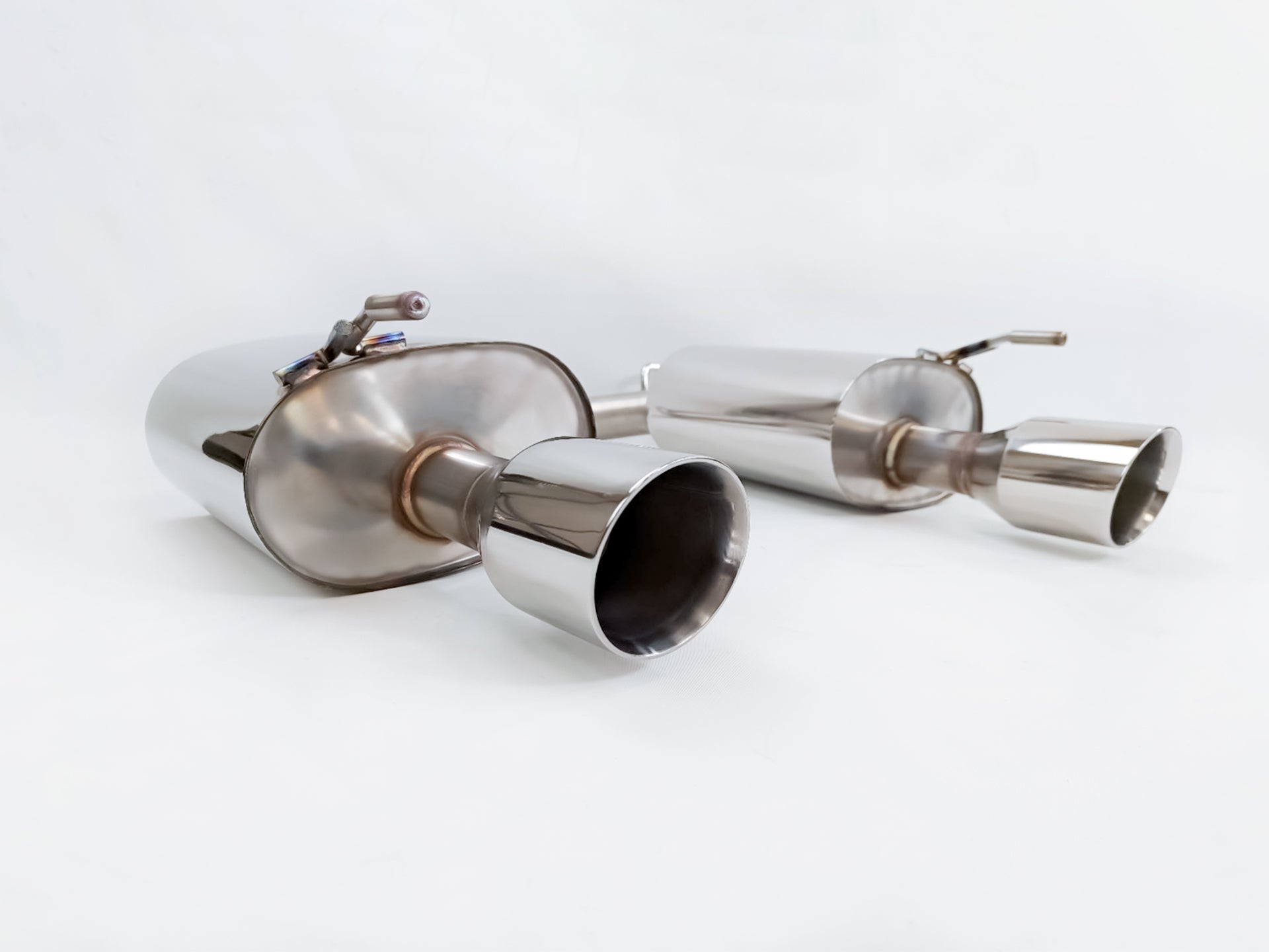 2006-2010 Infiniti M35 M45 3.5L 4.5L Axle Back Exhaust