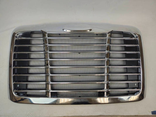 Fits 08 - 17 Freightliner Cascadia Front Grille W/O EMBLEM HOLE w/ bug screen